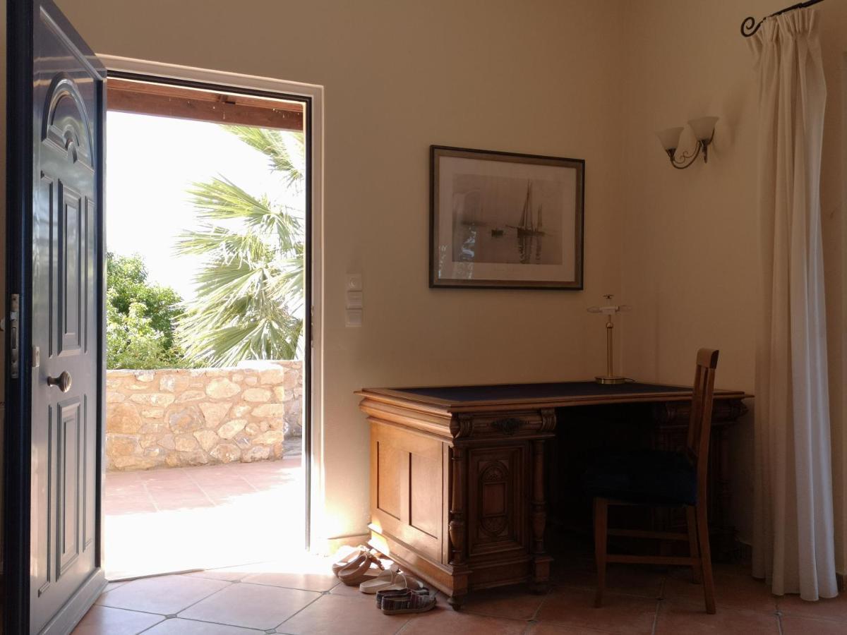 Villa Lir Tholos  Exterior photo